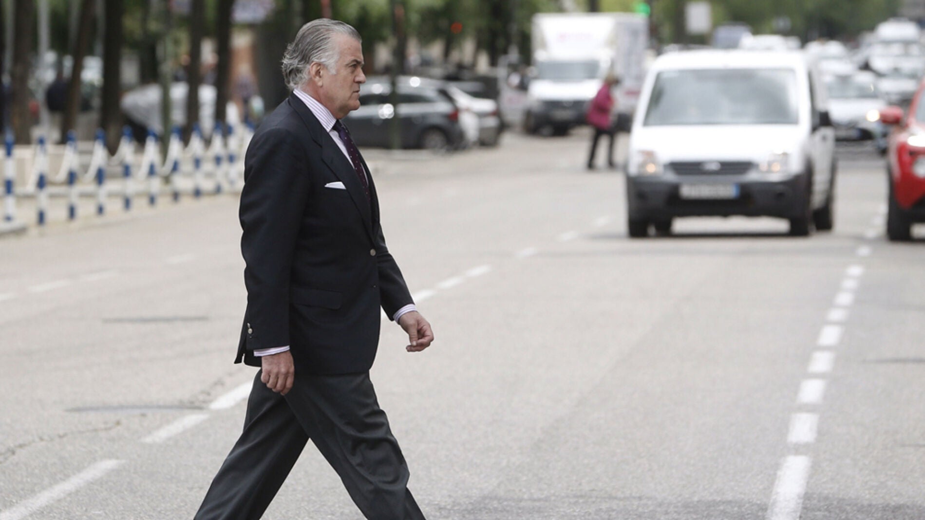 Luis B&aacute;rcenas llegando a los juzgados