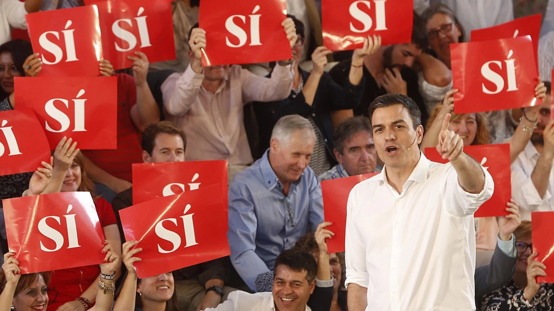 Pedro Sánchez, en un acto en Valencia Pedro Sánchez, en un acto en Valencia