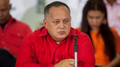 La Unión Europea sanciona a Diosdado Cabello y al presidente del Supremo de Venezuela