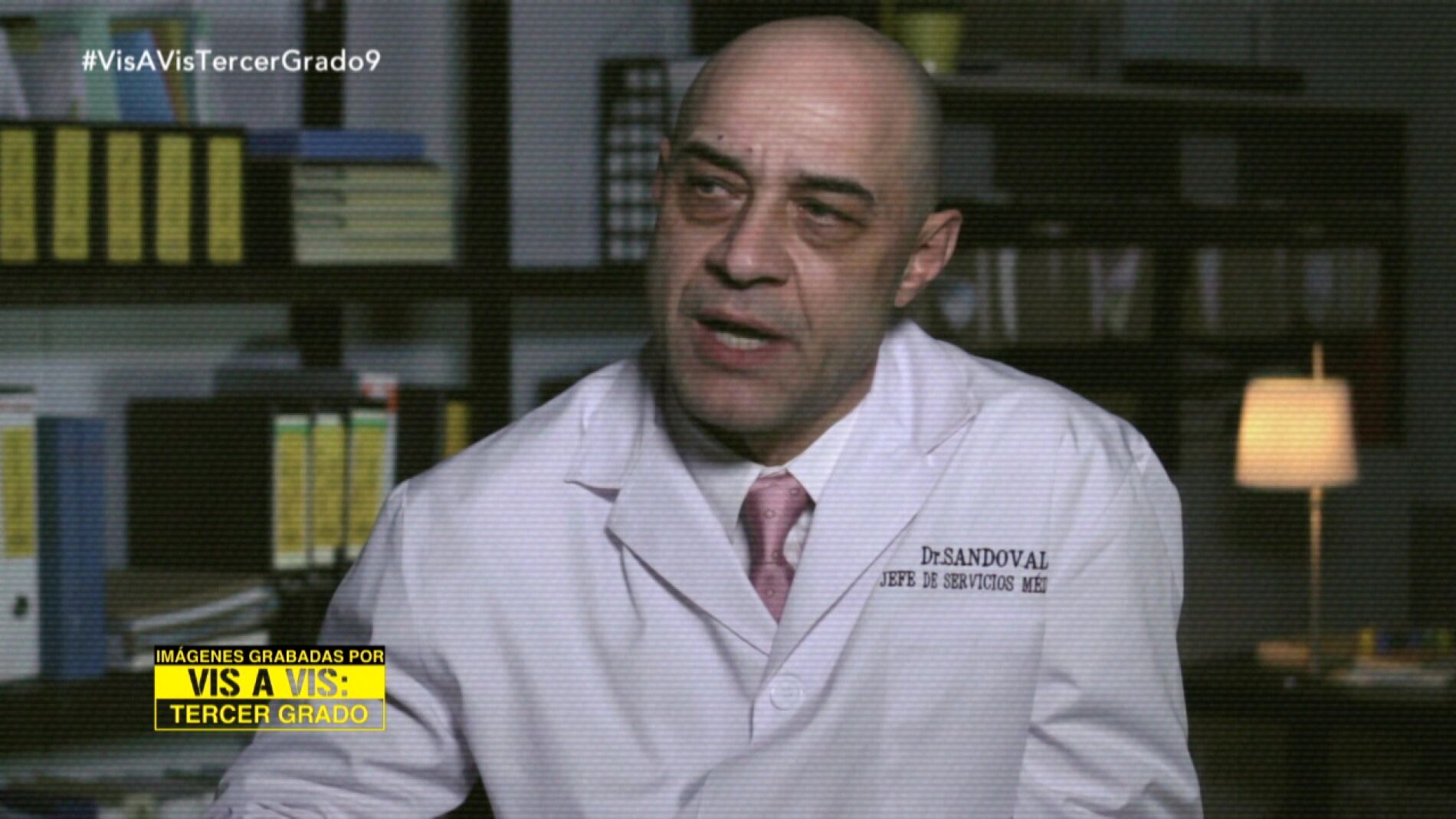 Sandoval en el psic&oacute;logo