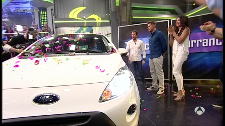 Frame 338.240688 de: Coche