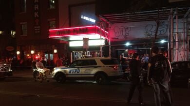 Muere una persona y tres resultan heridas en un tiroteo en un concierto en Nueva York