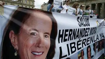 Varias personas exigen la liberación de Salud Hernández Varias personas exigen la liberación de Salud Hernández