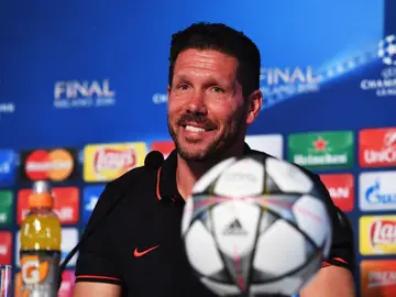 Simeone, sonriente durante la rueda de prensa Simeone, sonriente durante la rueda de prensa