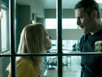 Macarena le pide explicaciones a Fabio sobre su relación con Helena Macarena le pide explicaciones a Fabio sobre su relación con Helena