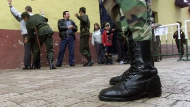  Una operación contra bandas criminales en el centro de Bogotá libera a unas 200 esclavas sexuales