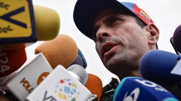 Henrique Capriles ante la prensa