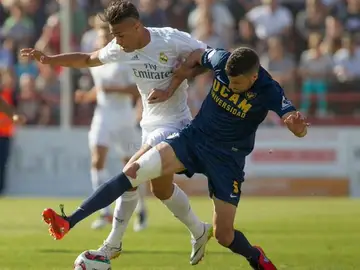 Momento del partido entre el UCAM Murcia y el Real Madrid Castilla Momento del partido entre el UCAM Murcia y el Real Madrid Castilla