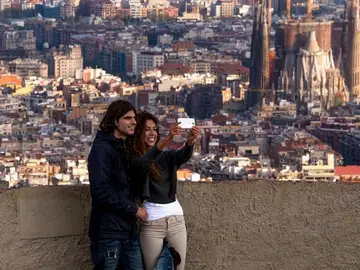 Dos turistas en Barcelona Dos turistas en Barcelona