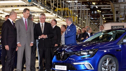 El Rey en las instalaciones de Renault en Palencia