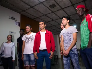 Varios de los refugiados sirios que llegaron a Zaragoza desde Grecia. Varios de los refugiados sirios que llegaron a Zaragoza desde Grecia.