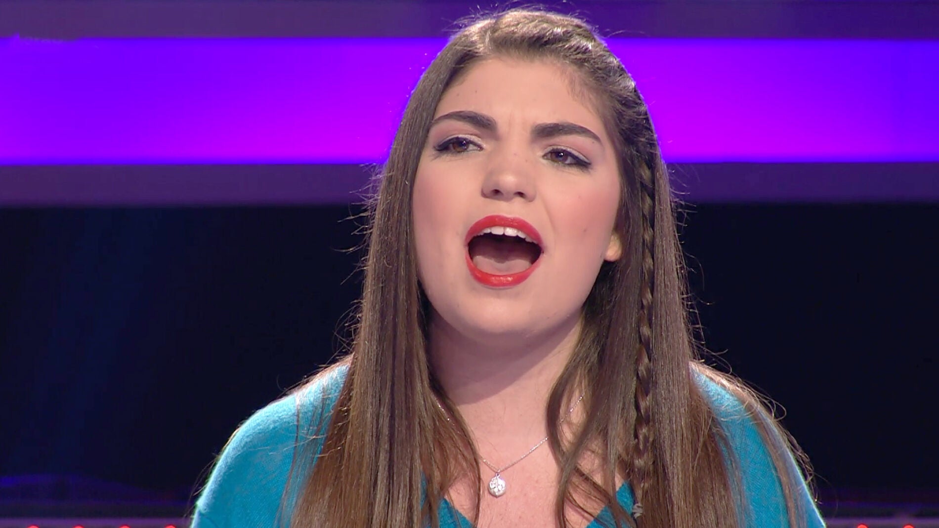 Adele se cuela en el plat&oacute; de '&iexcl;Ahora Caigo!'