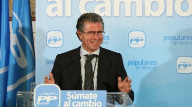 Granados reconoce que el millón que escondían sus suegros en un altillo era suyo y procede de Suiza