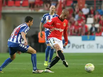 El Nàstic empató en casa contra el Alavés El Nàstic empató en casa contra el Alavés