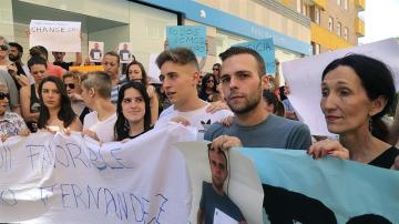 Alejandro Fernández y sus familiares reclaman el indulto para evitar la cárcel