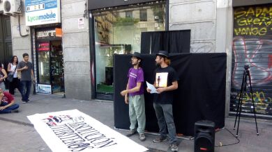 El juez archiva la causa contra los titiriteros al considerar que con su obra no apoyaron a ETA