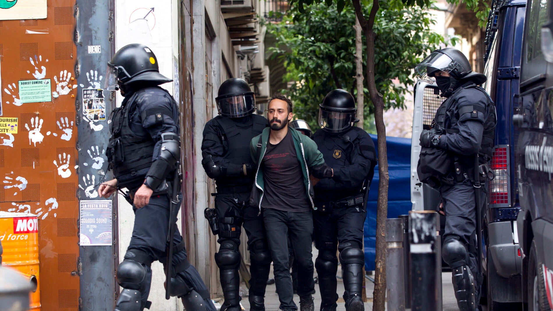 Detenidos por 'okupar' el banco expropiado