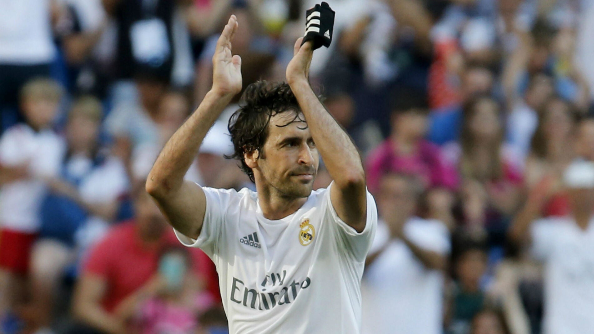 Ra&uacute;l Gonzalez, de nuevo en el Bernab&eacute;u