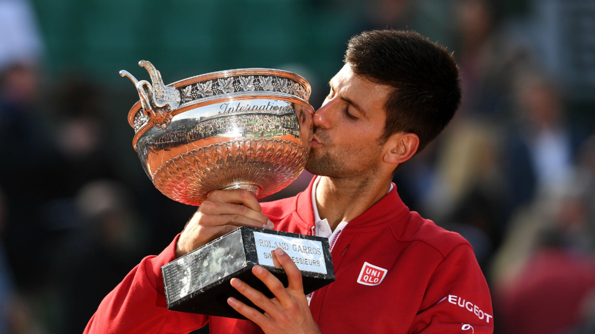 Djokovic besa su primer Roland Garros
