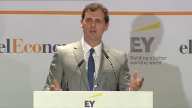 Rivera acusa a Rajoy de haberse convertido en 