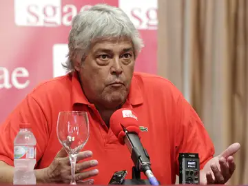 El cantante y miembro de la futura junta directiva de SGAE, Caco Senante El cantante y miembro de la futura junta directiva de SGAE, Caco Senante
