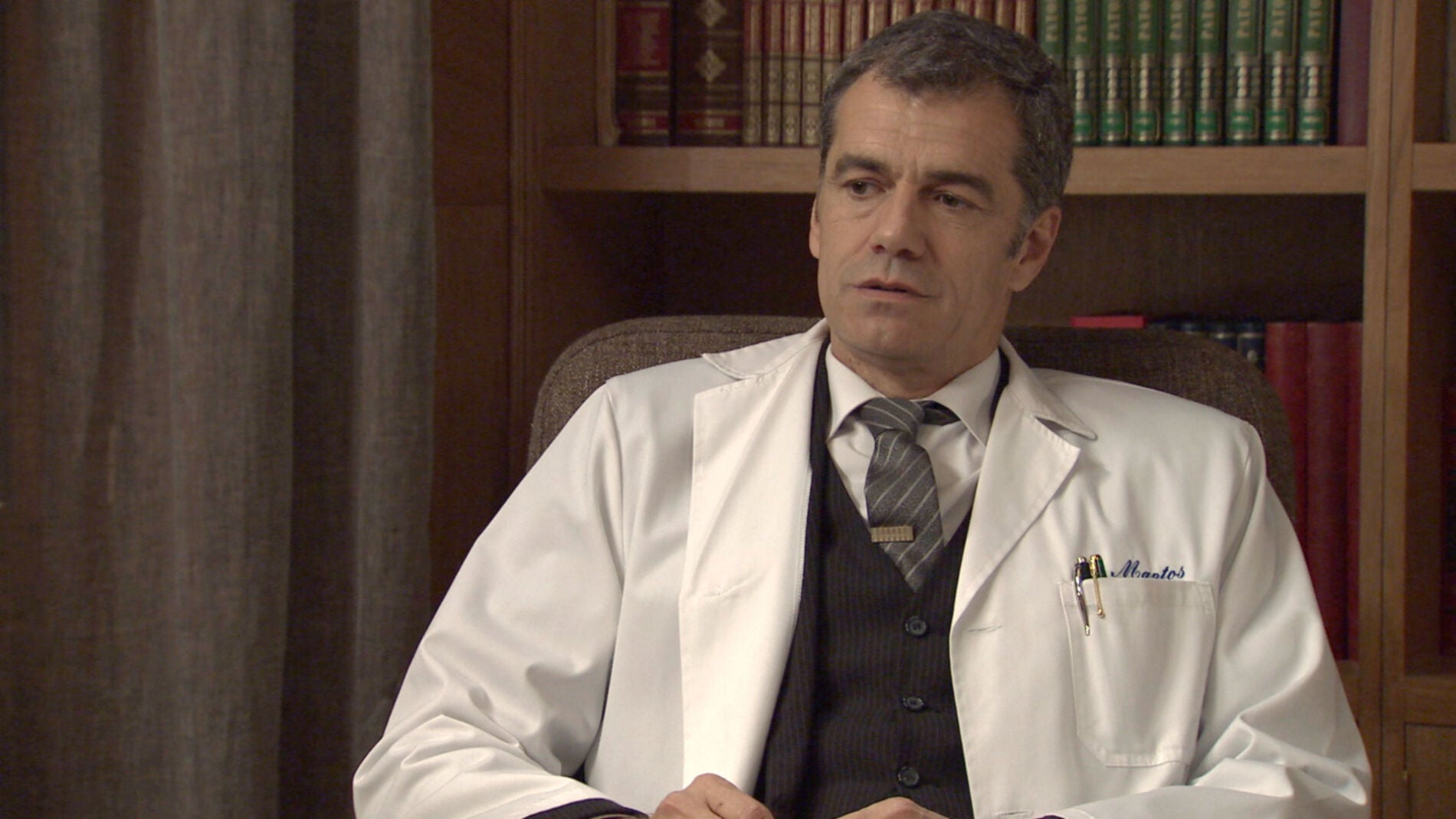 El doctor Martos, acusado de negligencia