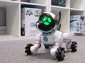 Frame 26.233652 de: Humanoides, mascotas robotizadas o vehículos plegables se presentan en Valencia Frame 26.233652 de: Humanoides, mascotas robotizadas o vehículos plegables se presentan en Valencia