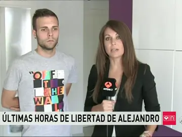 Frame 25.803304 de: Finzaliza el plazo para indultar al joven granadino condenado por usar una tarjeta de crédito falsa Frame 25.803304 de: Finzaliza el plazo para indultar al joven granadino condenado por usar una tarjeta de crédito falsa