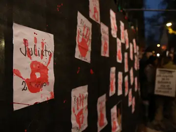Argentina protesta contra la violencia a las mujeres Argentina protesta contra la violencia a las mujeres