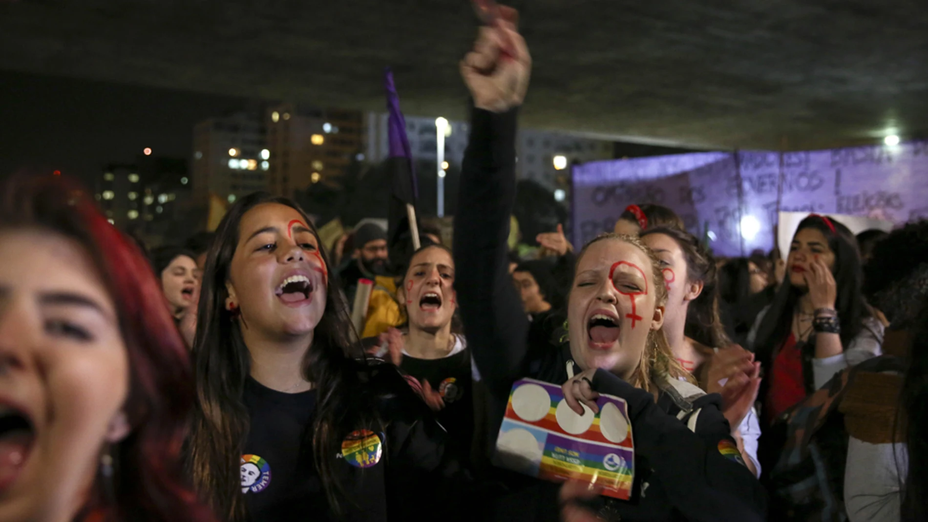 Protesta en Brasil contra las violaciones Protesta en Brasil contra las violaciones