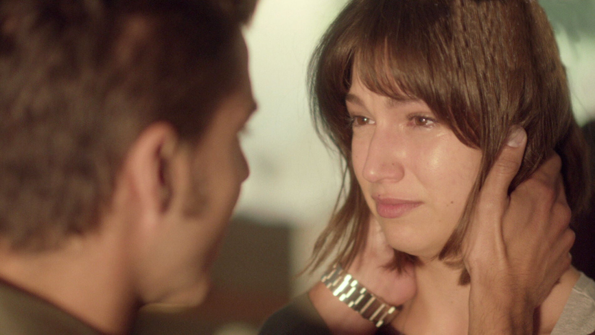 Roberto a Ester: "Tenemos que intentar salir juntos del pa&iacute;s"