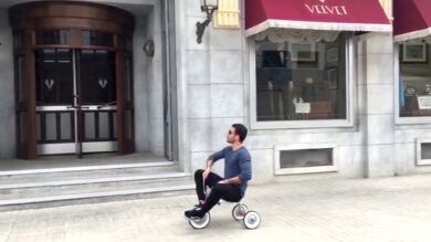 Miguel Ángel Silvestre no estaba muerto, estaba de parranda y regresa a 'Velvet' en triciclo