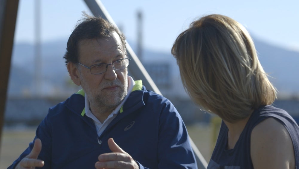 Mariano Rajoy conversa con Susanna Griso en 'Dos días y una noche'