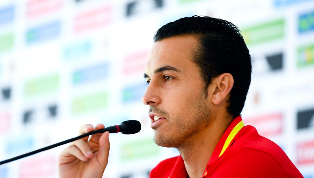 Pedro en rueda de prensa