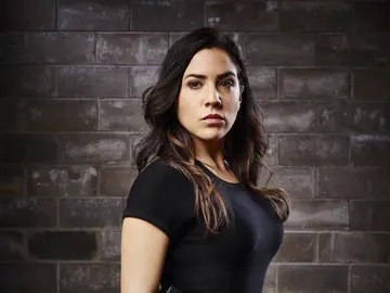 Audrey Esparza es Natasha Zapata Audrey Esparza es Natasha Zapata