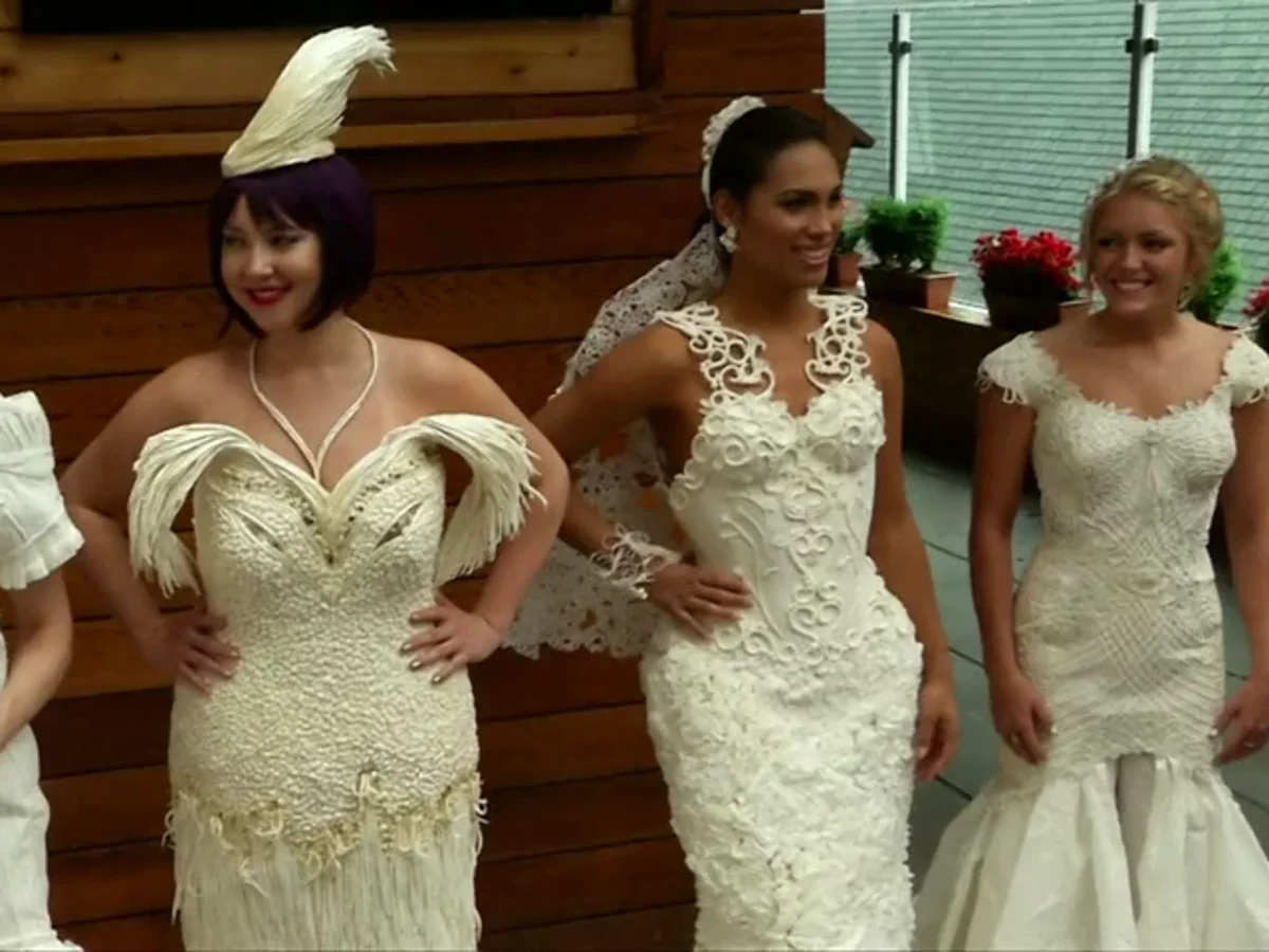 Nueva York celebra su XXI Concurso Anual de vestidos de novia hechos con  papel higiénico