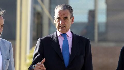 Mario Conde abandona la prisi&oacute;n de Soto del Real