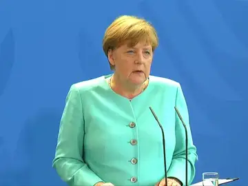 Frame 8.110159 de: Angela Merkel pide "calma" y "moderación" para las negociaciones con el R.Unido Frame 8.110159 de: Angela Merkel pide "calma" y "moderación" para las negociaciones con el R.Unido