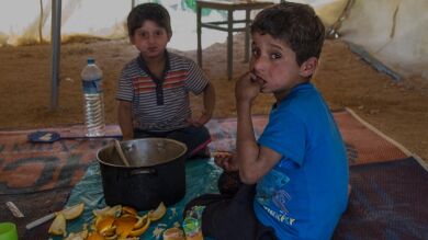 Recogen 178.000 firmas para que España acoja a dos niños refugiados que morirán si no reciben tratamiento