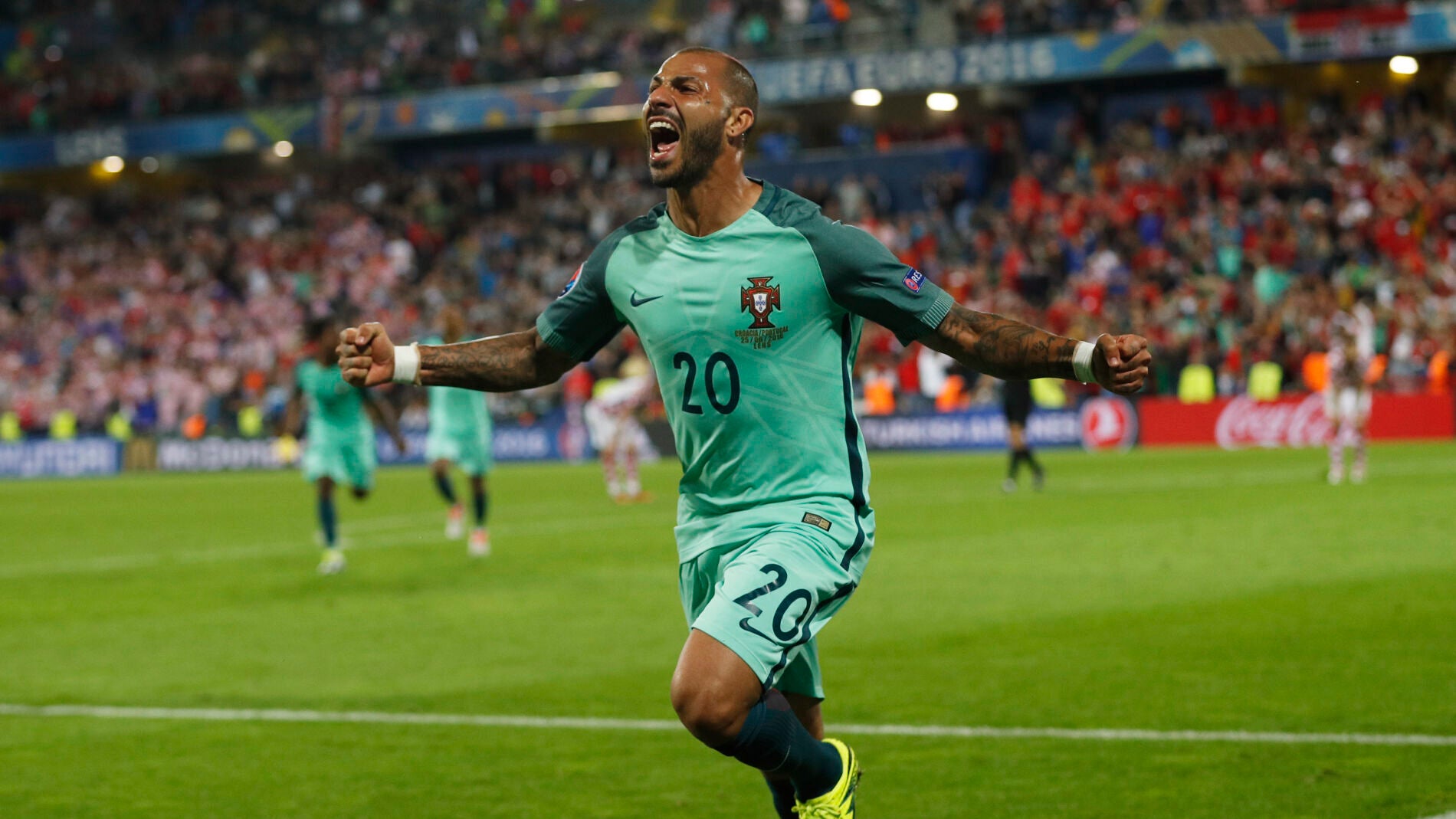 Quaresma celebra su gol ante Croacia en la pr&oacute;rroga