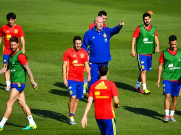 Entrenamiento de la selección española en la Isla de Ré Entrenamiento de la selección española en la Isla de Ré