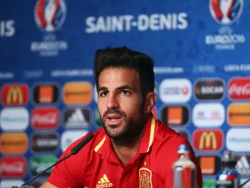 Cesc, en rueda de prensa en Saint-Dennis Cesc, en rueda de prensa en Saint-Dennis