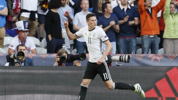 Draxler celebra un gol con Alemania