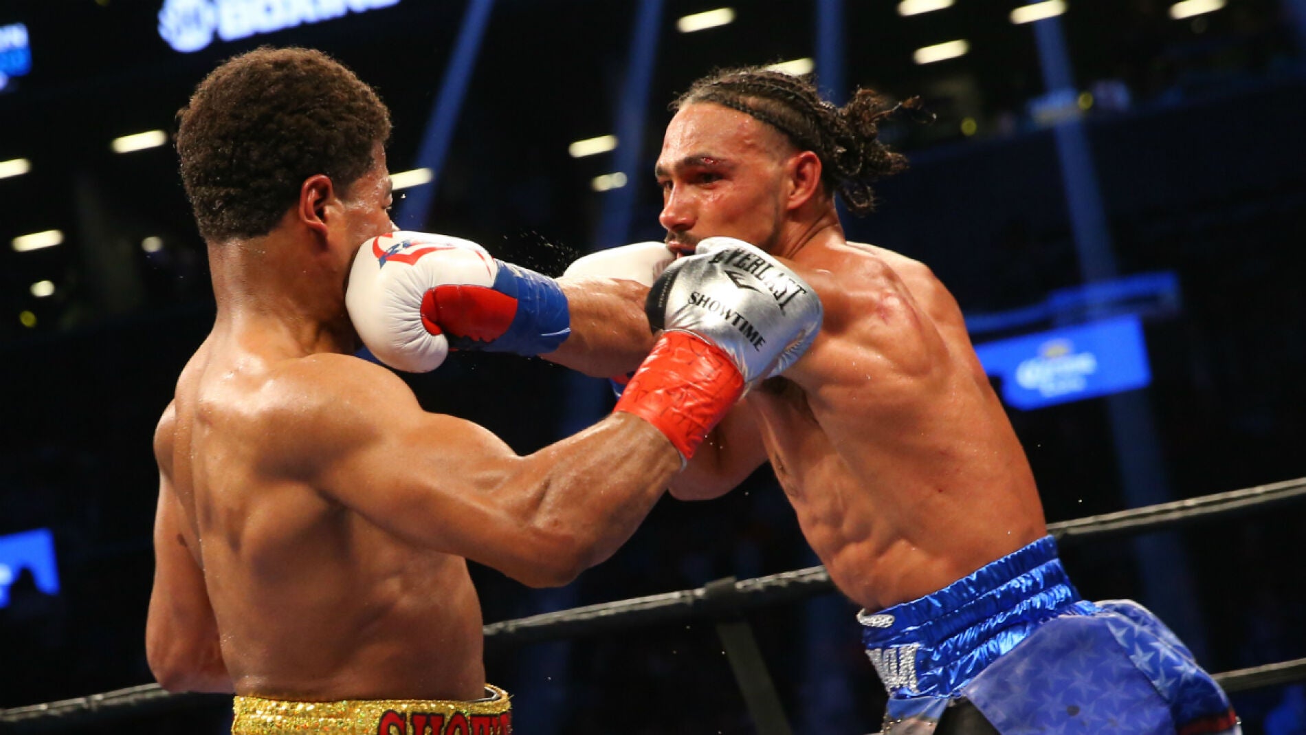 Thurman golpea a Porter