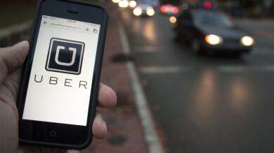 Uber, condenada en Francia a pagar 1,2 millones a una asociación de taxistas