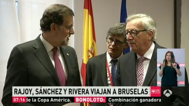 Rajoy asiste al Consejo Europeo en Bruselas, ciudad en la que también estarán Sánchez y Rivera, pero no se verán