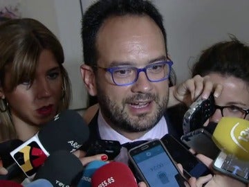 Frame 32.397351 de: Los barones del PSOE especulan con el liderazgo de Pedro Sánchez