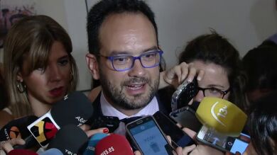 Los barones del PSOE especulan con el liderazgo de Pedro Sánchez