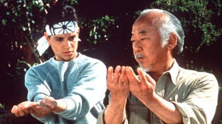 Daniel San y el Se&ntilde;or Miyagi en Karate Kid