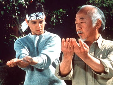 Daniel San y el Señor Miyagi en Karate Kid